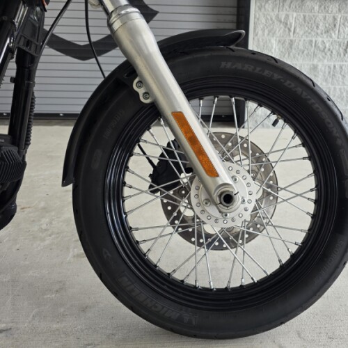 2011 Harley-Davidson® Street Bob® Black Denim thumb 1
