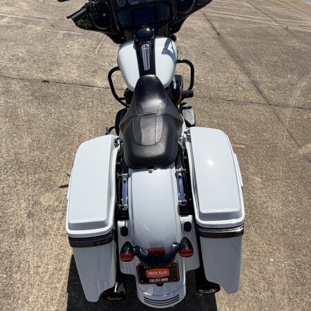 2020 Harley-Davidson® Street Glide® Special Stonewashed White Pearl thumb 2