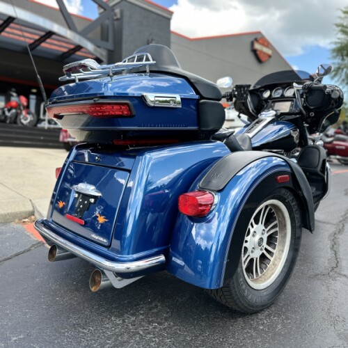 FLHTCUTG 2018 Tri Glide® Ultra thumb 2