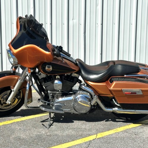 2008 Harley-Davidson® Street Glide® 105th Anniversary Copper Pearl & Vivid Black thumb 2