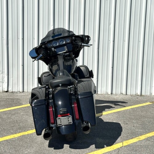 2016 Harley-Davidson® CVO™ Street Glide® Carbon Crystal with Phantom Flames thumb 1