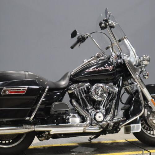 2012 Harley-Davidson® Road King® FLHR thumb 2