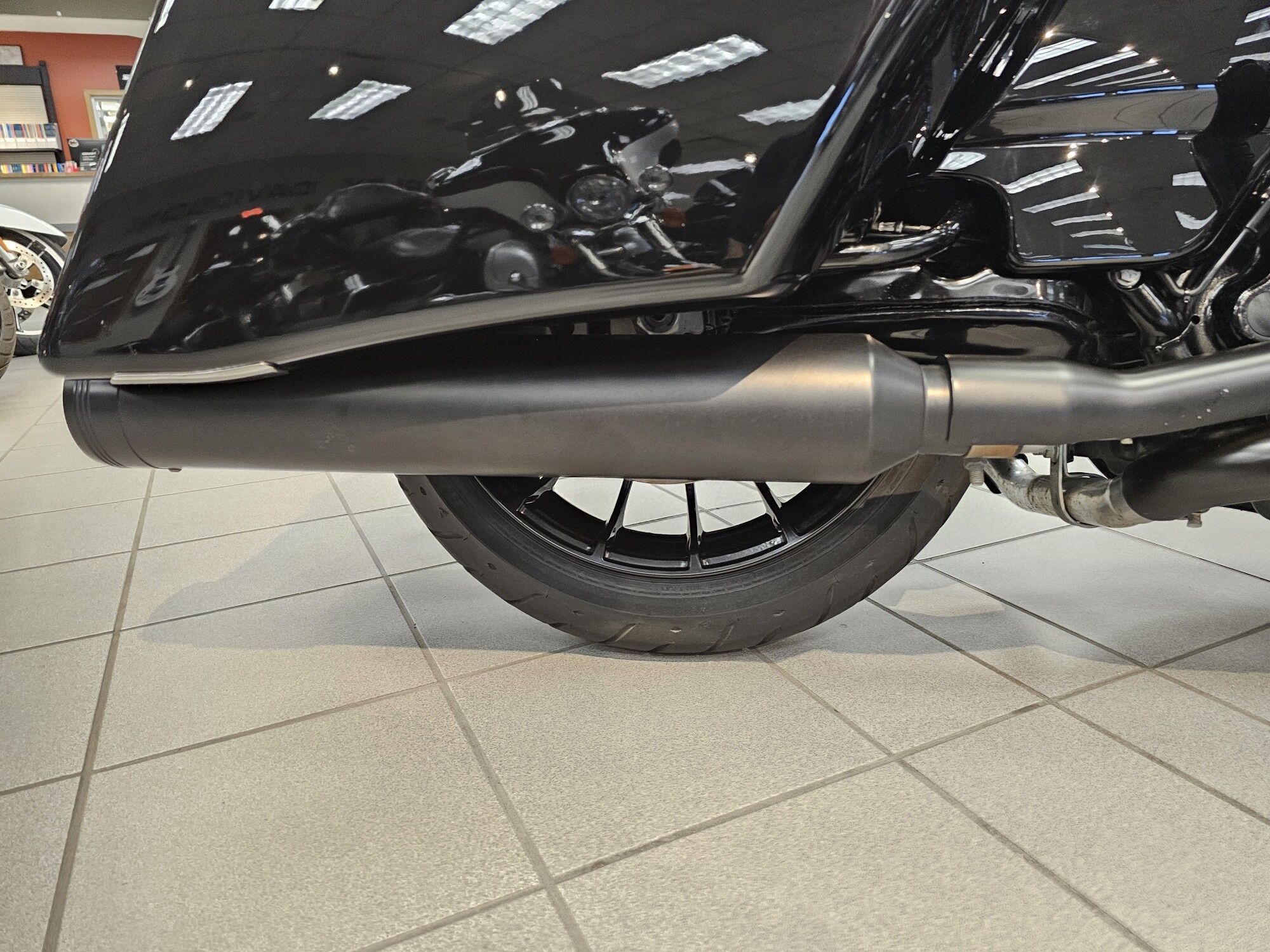 FLHXS 2018 Street Glide® Special, photo 16