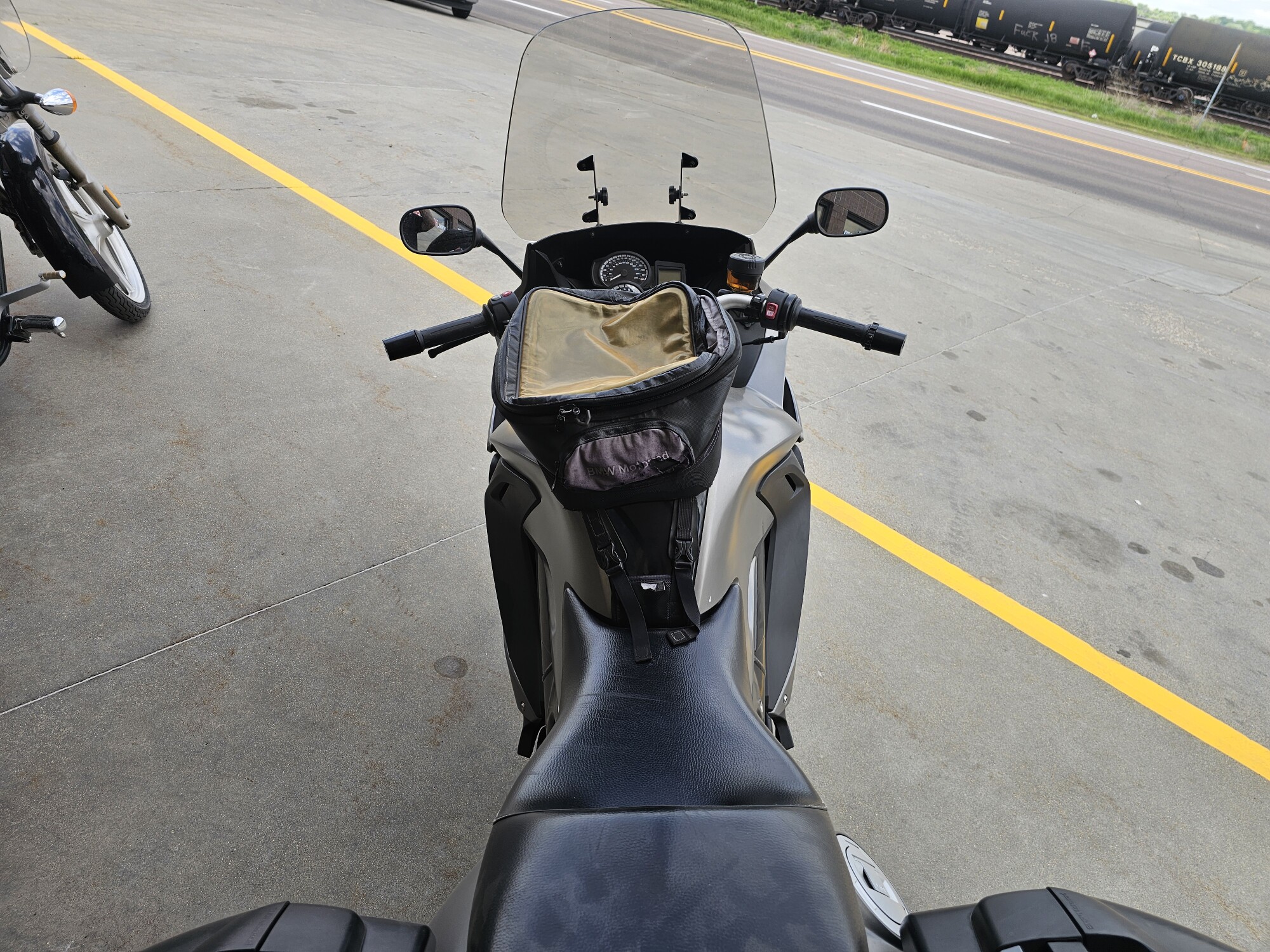 16FT 2016 F 800 GT, photo 20