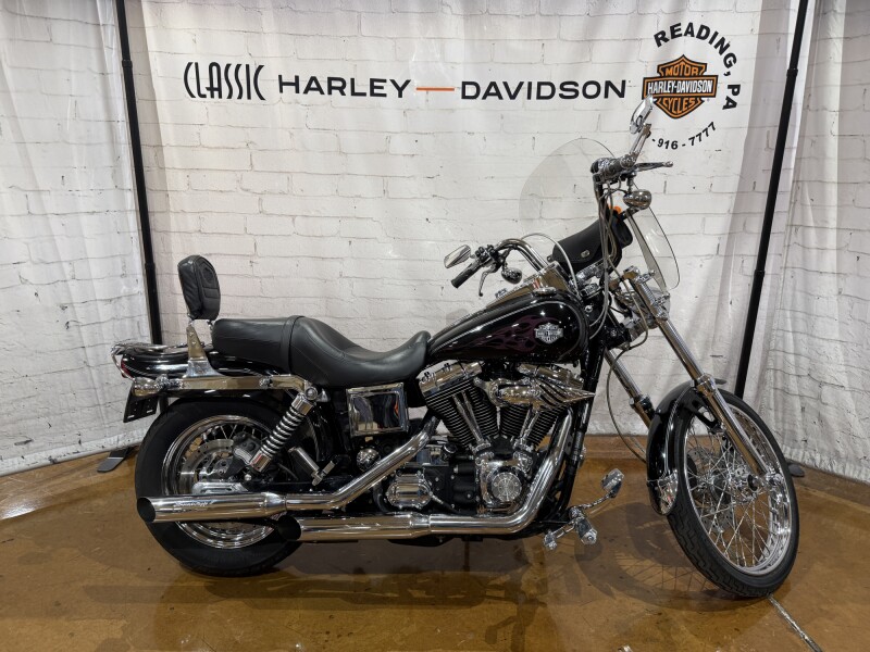 2004 Harley-Davidson® Wide Glide Vivid Black