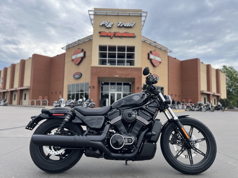 2026 Harley-Davidson® RH975 Nightster® Vivid Black