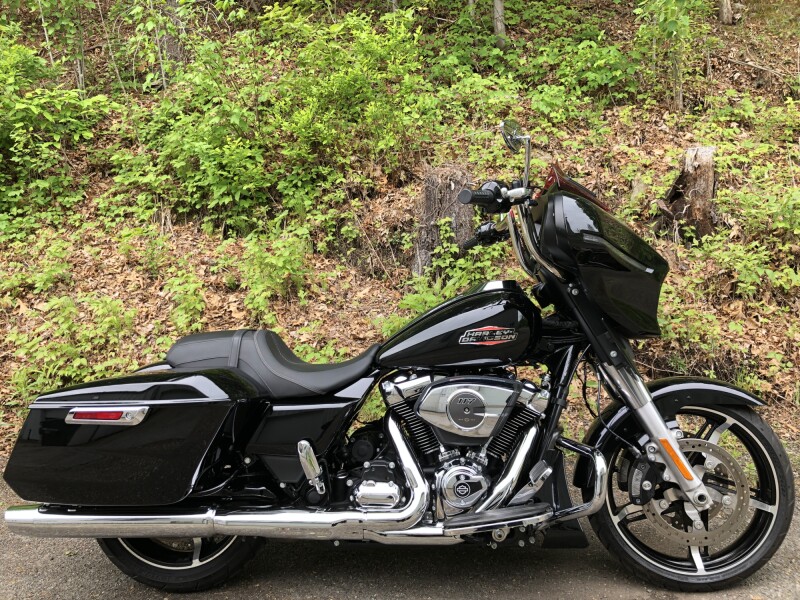 2024 Harley-Davidson® Street Glide® Vivid Black