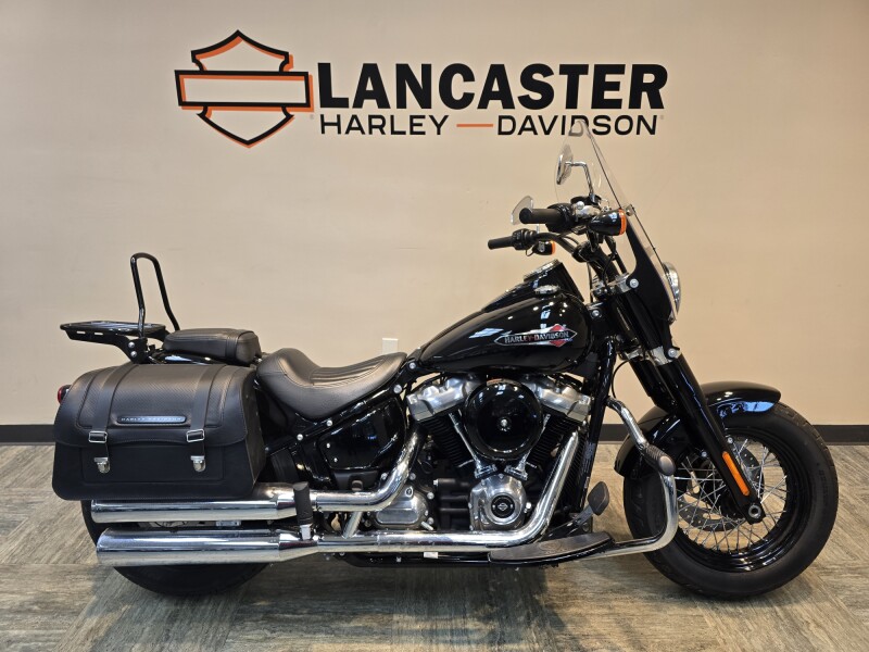 2019 Harley-Davidson® Softail Slim® Vivid Black FLSL