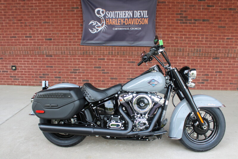 2026 Harley-Davidson® Heritage Classic Dark Billiard Gray Black Solo Cast Wheels