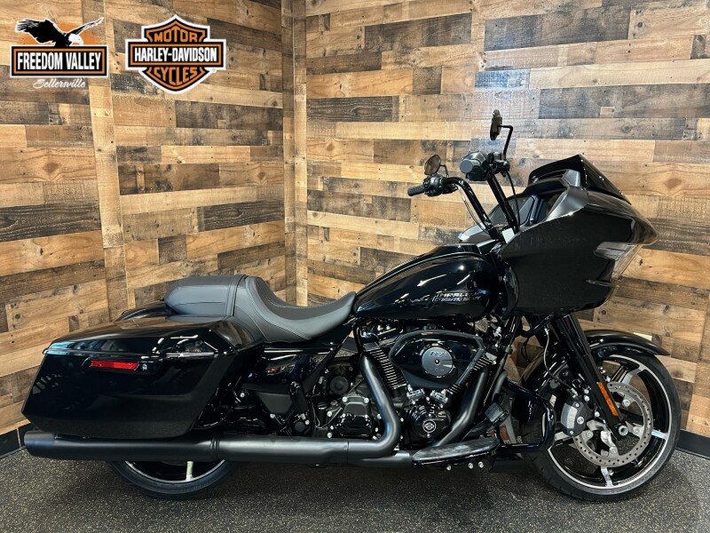 2026 Harley-Davidson® Road Glide® Vivid Black Black Trim  FLTRX