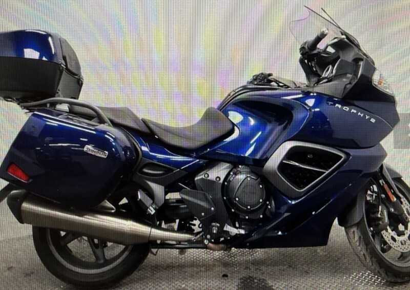 Incoming Unit: 2013 Triumph Trophy SE 