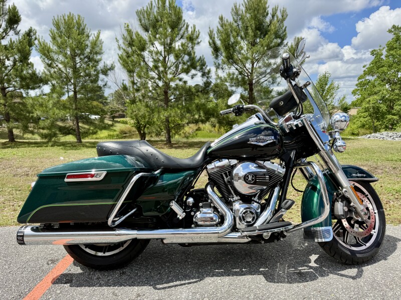 2016 Harley-Davidson® Road King® FLHR 