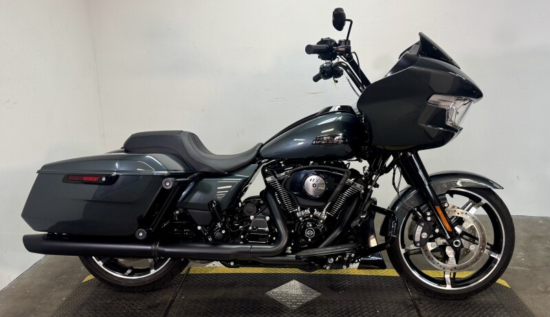 FLTRX 2025 Road Glide™