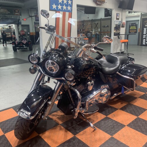 2023 Harley-Davidson Road King Police FLHP thumb 0