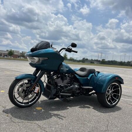 FLTRT 2026 Road Glide 3 thumb 3