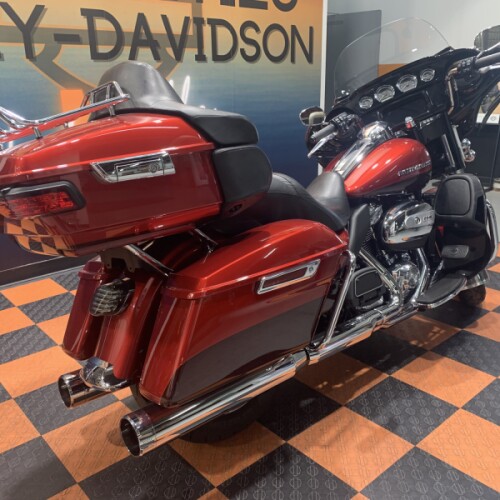 2019 Harley-Davidson Ultra Limited FLHTK thumb 3