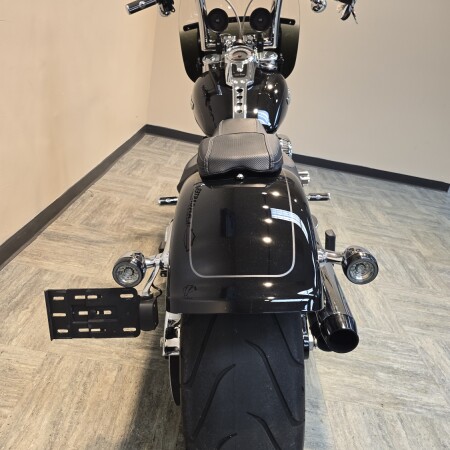2024 Harley-Davidson® Fat Boy® 114 Vivid Black FLFBS thumb 2