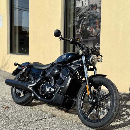 2026 Harley-Davidson® Nightster® Vivid RH975 thumb 2