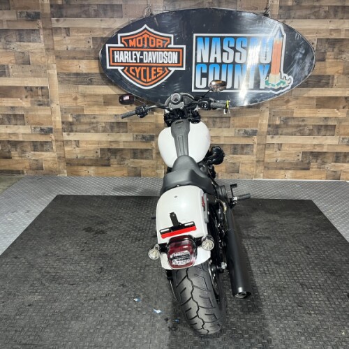 2026 Harley-Davidson® Low Rider® S White Onyx Pearl Black Trim thumb 1