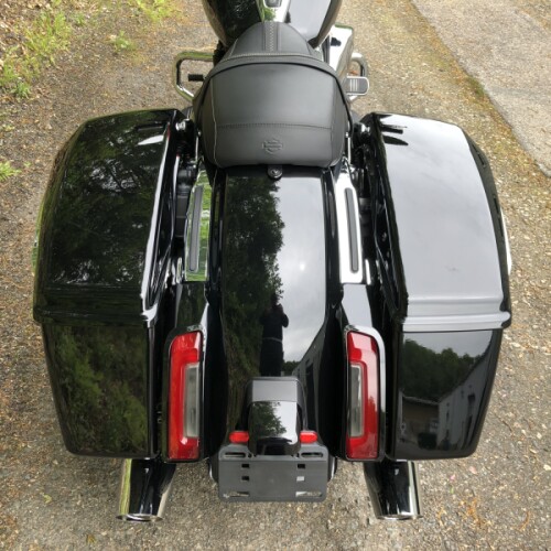2024 Harley-Davidson® Street Glide® Vivid Black thumb 1