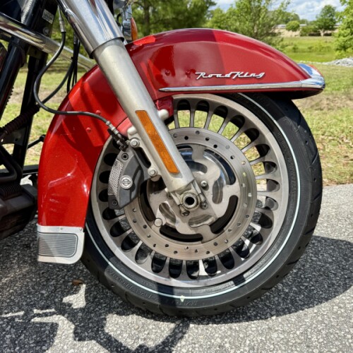 2013 Harley-Davidson® Road King® FLHR  thumb 0