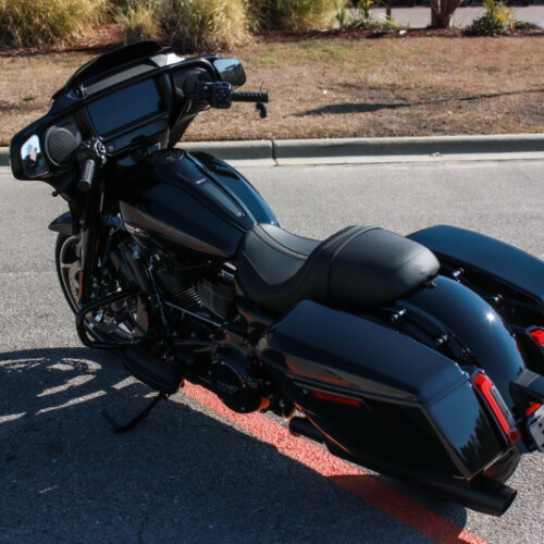 2026 Harley-Davidson® Street Glide® FLHX thumb 1