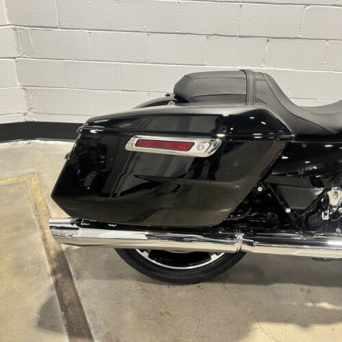 2026 Harley-Davidson® Street Glide® Vivid Black FLHX thumb 0