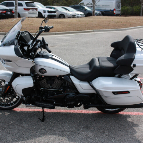2026 Harley-Davidson® Road Glide Limited FLTRXL thumb 0