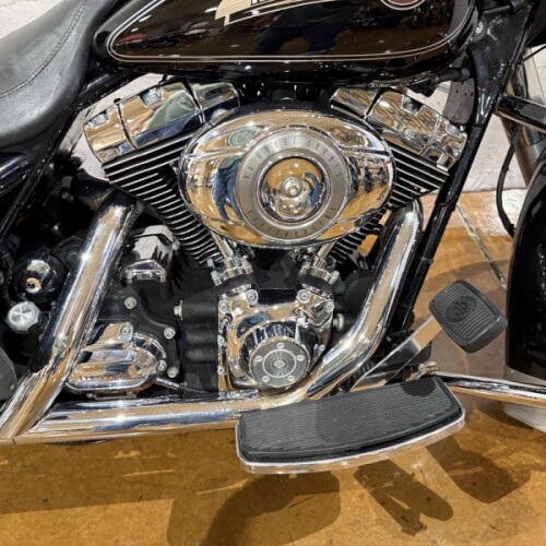 2007 Harley-Davidson® Electra Glide® Classic Vivid Black thumb 2