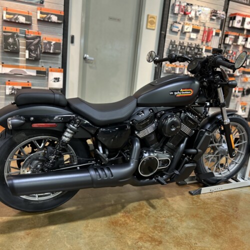 RH975S 2026 Nightster Special® thumb 3