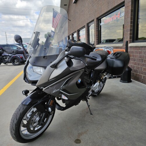 16FT 2016 F 800 GT thumb 1