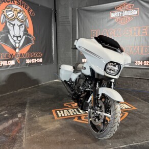 2026 Harley-Davidson Street Glide FLHX thumb 0