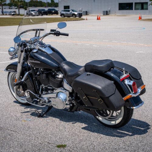 2019 Harley-Davidson® Deluxe FLDE thumb 0