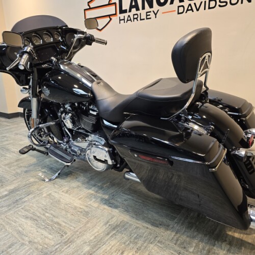 2021 Harley-Davidson® Street Glide® Special Vivid Black FLHXS thumb 1