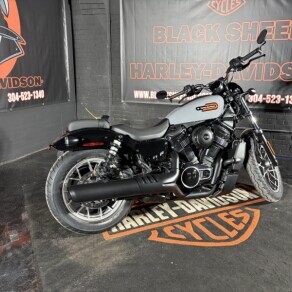 2025 Harley-Davidson® Nightster™ RH975  thumb 3