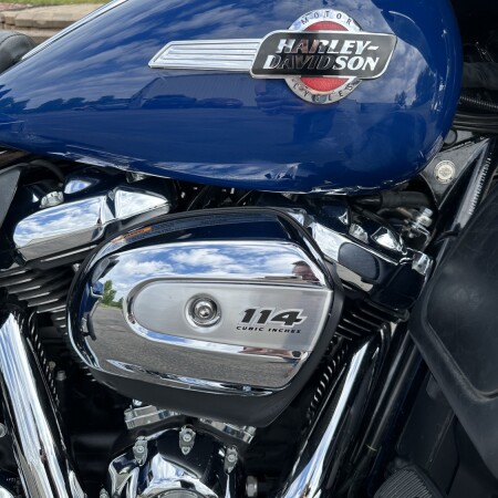 2023 Harley-Davidson® Ultra Limited Bright Billiard Blue/Billiard Gray thumb 1
