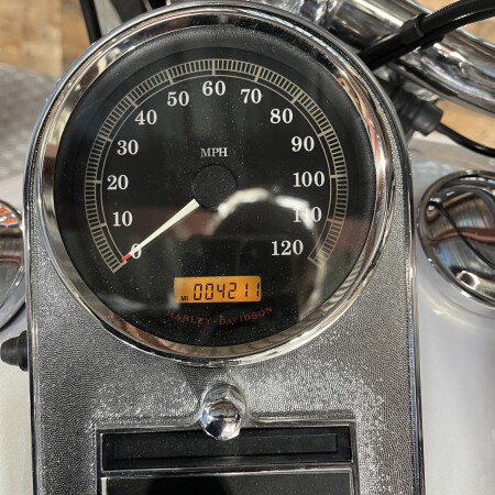 2007 Harley-Davidson® Fat Boy® White Gold Pearl thumb 0