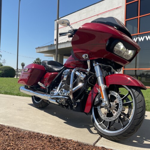 FLTRX 2020 Road Glide® thumb 2