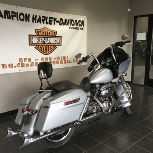 Road Glide® thumb 0