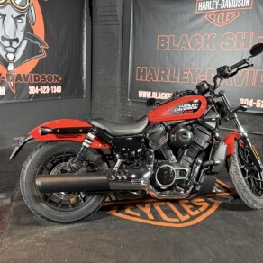 2026 Harley-Davidson® Nightster™ RH975 thumb 2