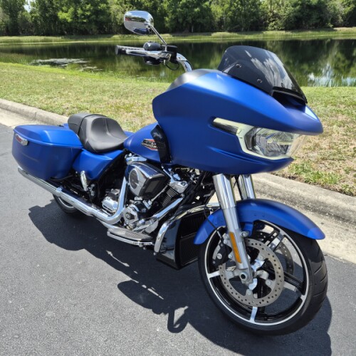 FLTRX 2026 Road Glide® thumb 2