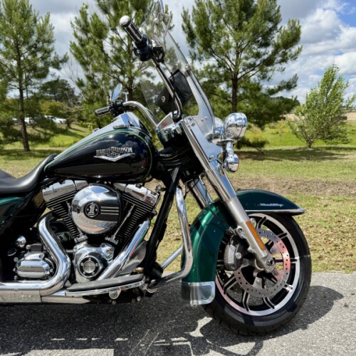 2016 Harley-Davidson® Road King® FLHR  thumb 1
