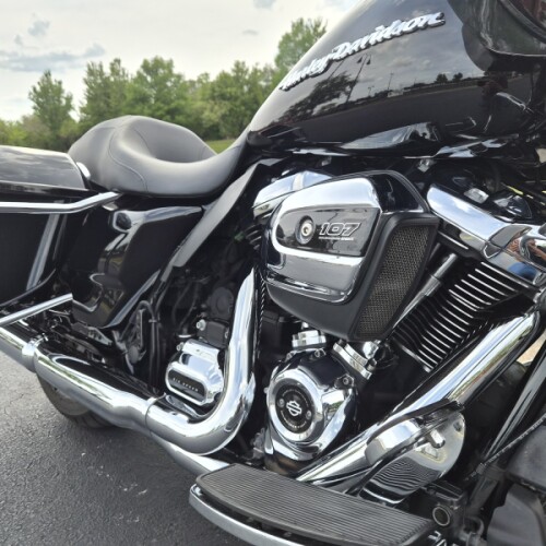 FLTRX 2020 Road Glide® thumb 3