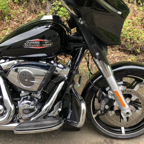 2024 Harley-Davidson® Street Glide® Vivid Black thumb 3