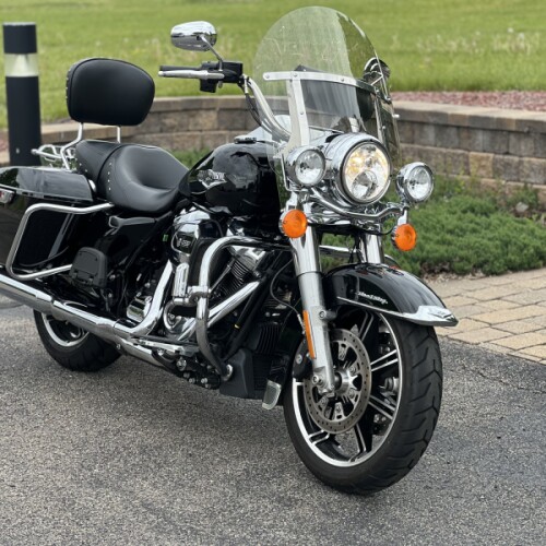 2021 Harley-Davidson® Road King® Vivid Black thumb 2