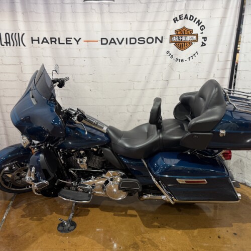 2020 Harley-Davidson® Ultra Limited Tahitian Teal thumb 0