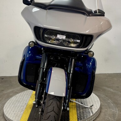 FLTRK 2023 Road Glide® Limited thumb 2