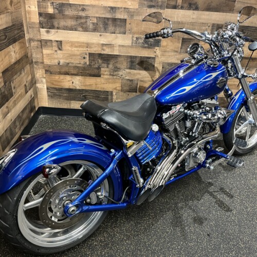 2009 Harley-Davidson® Softail® Rocker™ C Flame Blue Pearl Deluxe FXCWC thumb 2