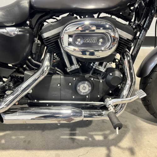 2016 Harley-Davidson® 1200 Custom Charcoal Pearl XL1200CP thumb 1