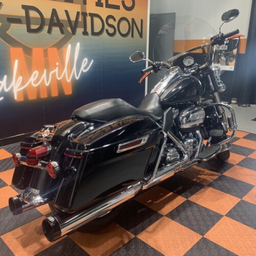2023 Harley-Davidson Road King Police FLHP thumb 3